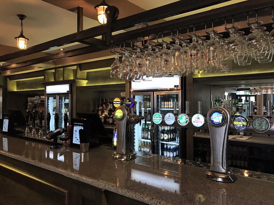 The Crown Hotel Wetherspoon Biggleswade Eksteriør bilde