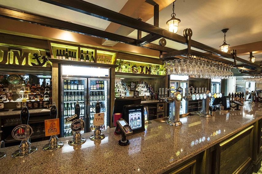 The Crown Hotel Wetherspoon Biggleswade Eksteriør bilde