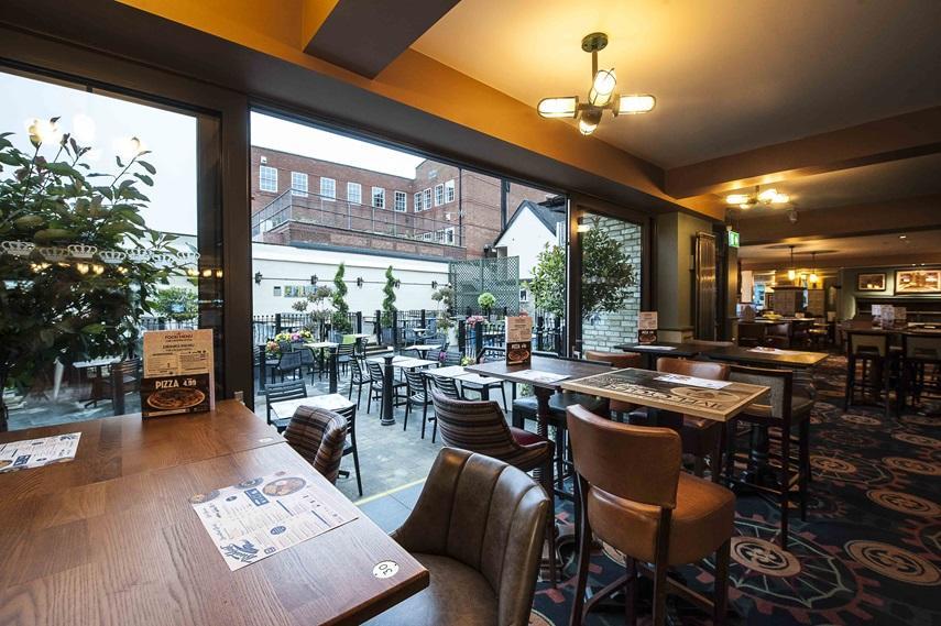 The Crown Hotel Wetherspoon Biggleswade Eksteriør bilde